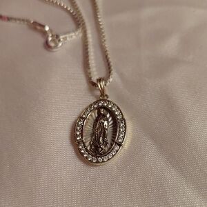 Exquisite Sterling Silver Blessed Virgin Mary Pendant With 15.5" Chain